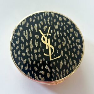 NWOB Yves Saint Laurent Le Cushion Highlighter